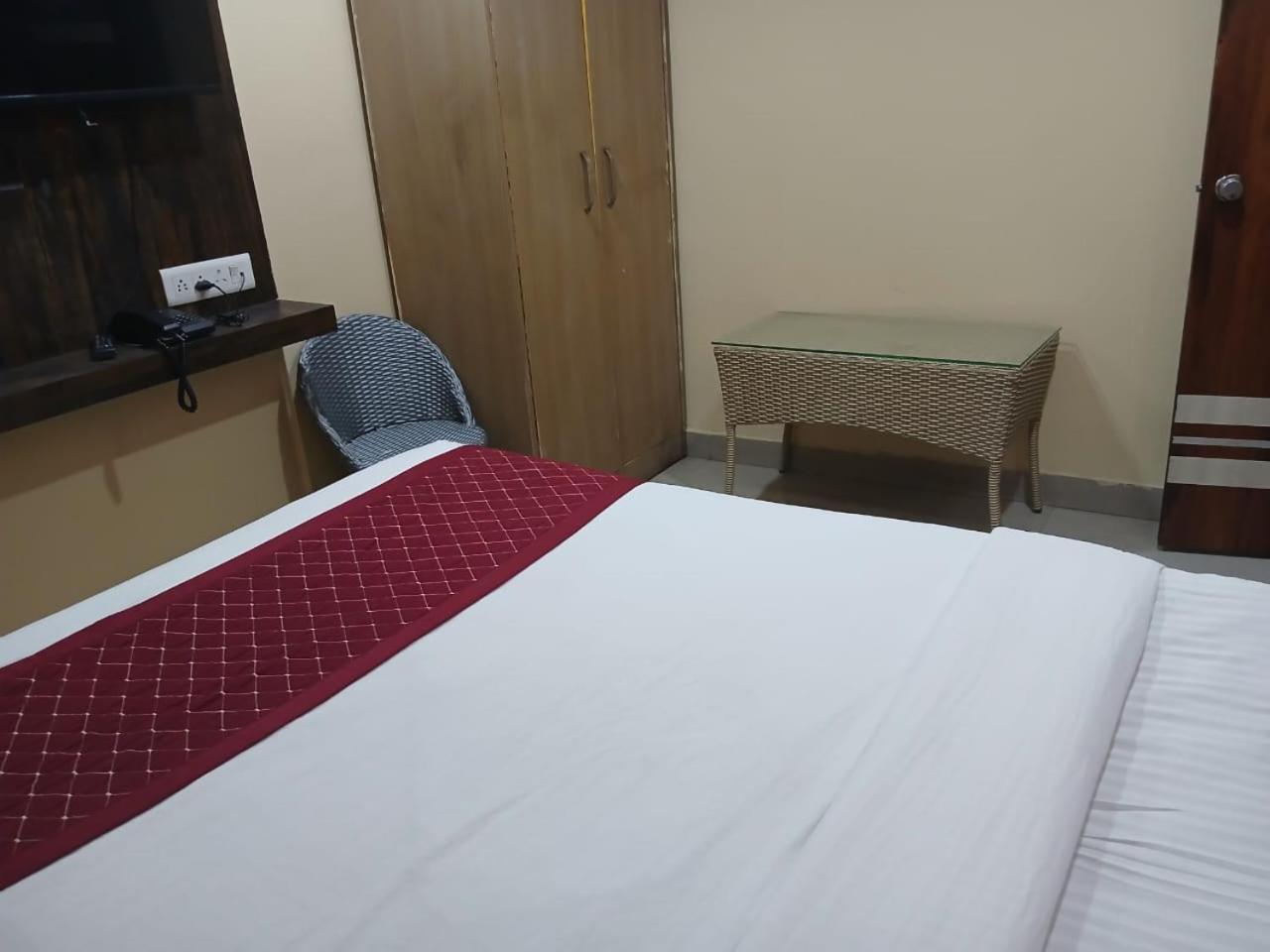 Blossoms Room Hotel Alekhya Residency- Luxury Lollection Hyderabad Exterior foto